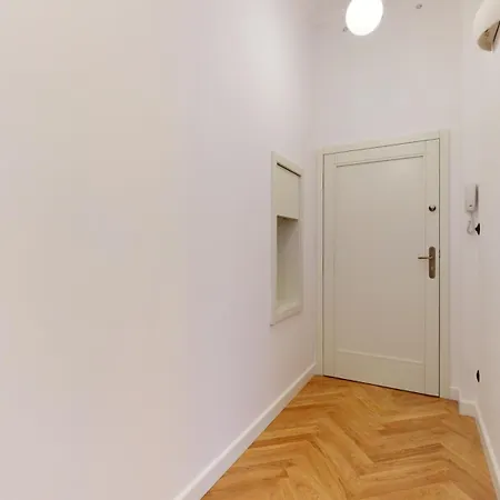 Big Modern Apart- Market Square- 6 People-view To Town Hall Apartmán *