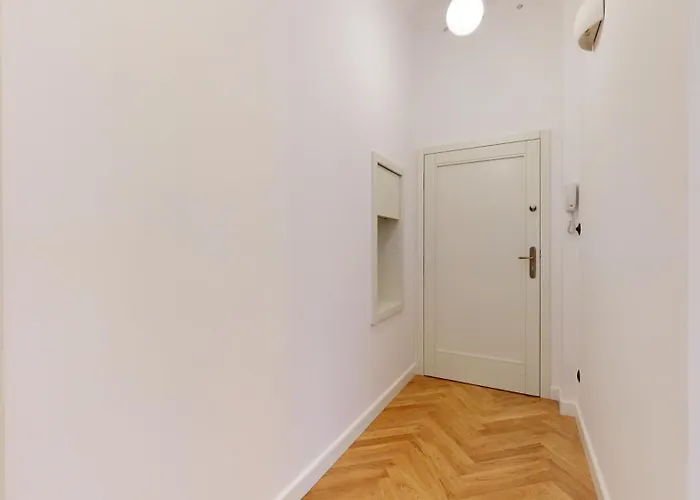 Big Modern Apart- Market Square- 6 People-view To Town Hall 公寓 *