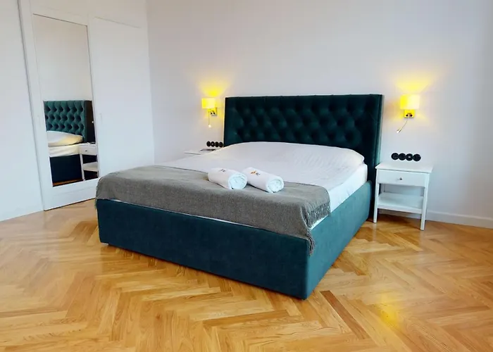 Big Modern Apart- Market Square- 6 People-view To Town Hall 弗罗茨瓦夫